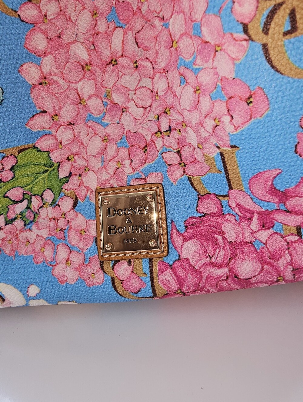 Dooney and Bourke Hydrangea Monogram Leather Handbag Shoulder Bag Purse - Picture 2 of 7